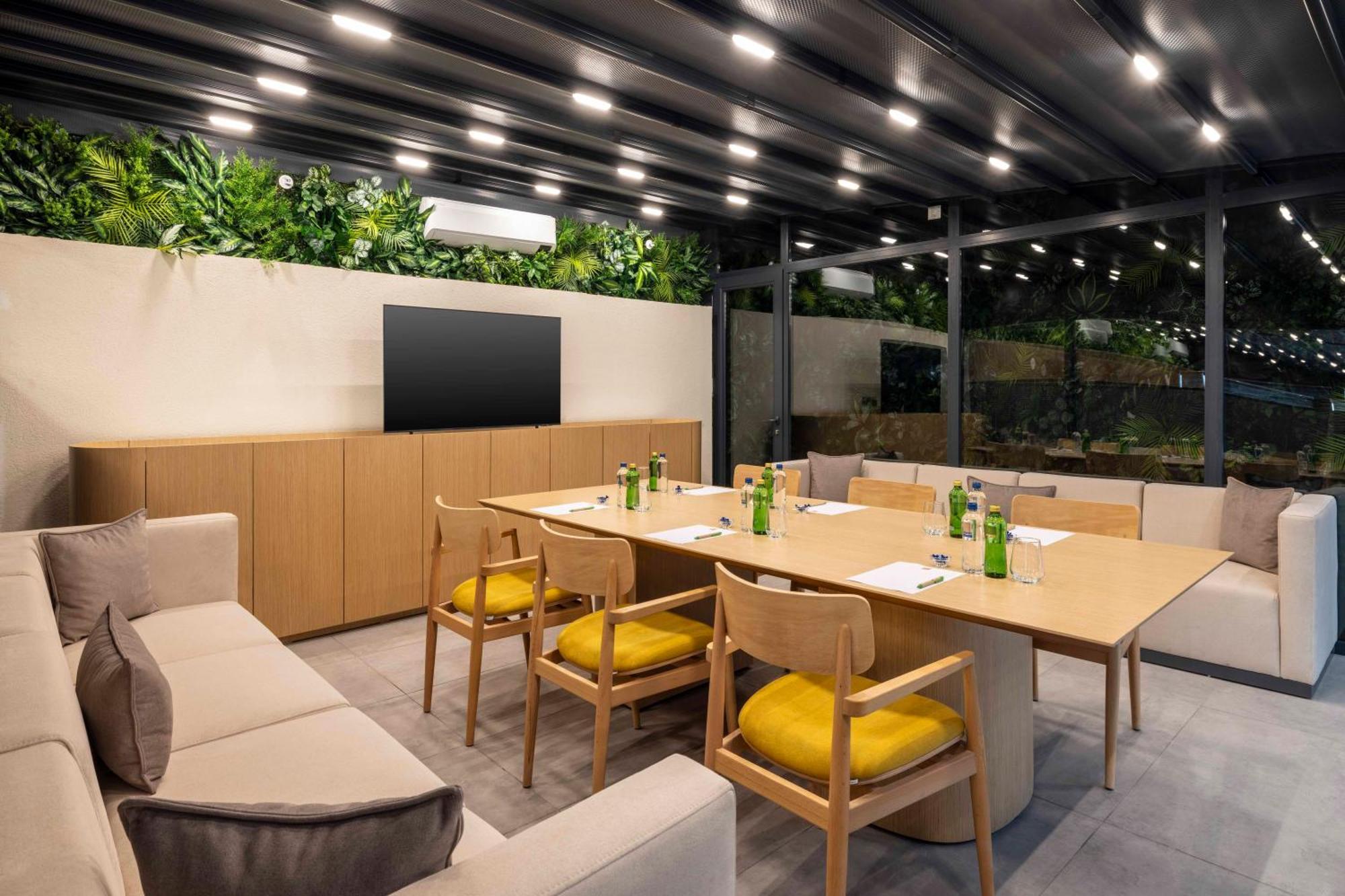 Ibis Istanbul Sisli Hotel Exterior photo